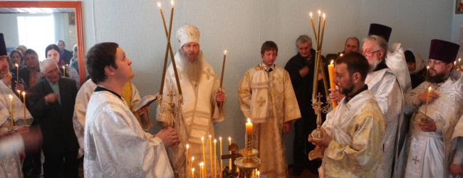 Божественная Литургия и панихидя в храме в честь Покрова Пресвятой Богородицы с. Большой Морец.