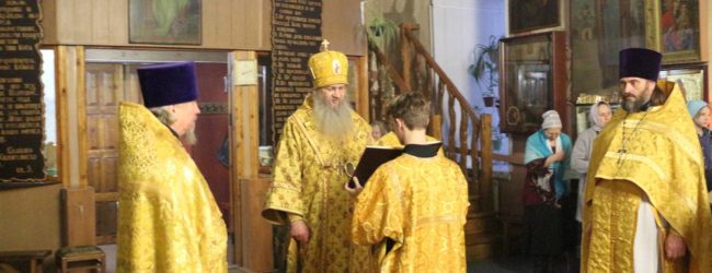 В День памяти Перенесение мощей свт. Иоа́нна Златоуста, архиепископа Константинопольского.