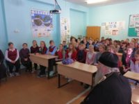 Епископ Урюпинский и Новоаннинский Елисей посетил Упорниковский лицей.