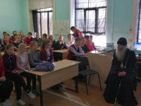 Епископ Урюпинский и Новоаннинский Елисей посетил Упорниковский лицей.
