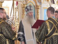 Вечерня в соединении с Литургией Преждеосвященных Даров, в храме Архангела Михаила.