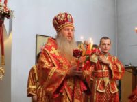 Пасхальное торжественное богослужение в Покровском кафедральном соборе г. Урюпинска.
