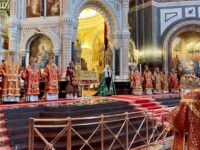 Глава Урюпинской епархии сослужил Святейшему Патриарху