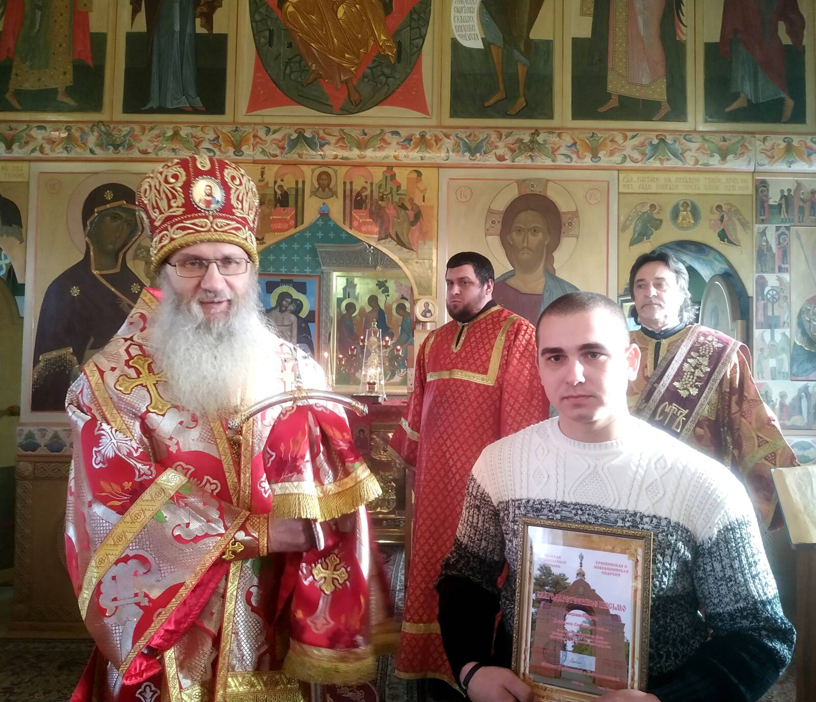 Божественная литургия в храме вмч. Георгия Победоносца х. Безымянка, Михайловского р-на.