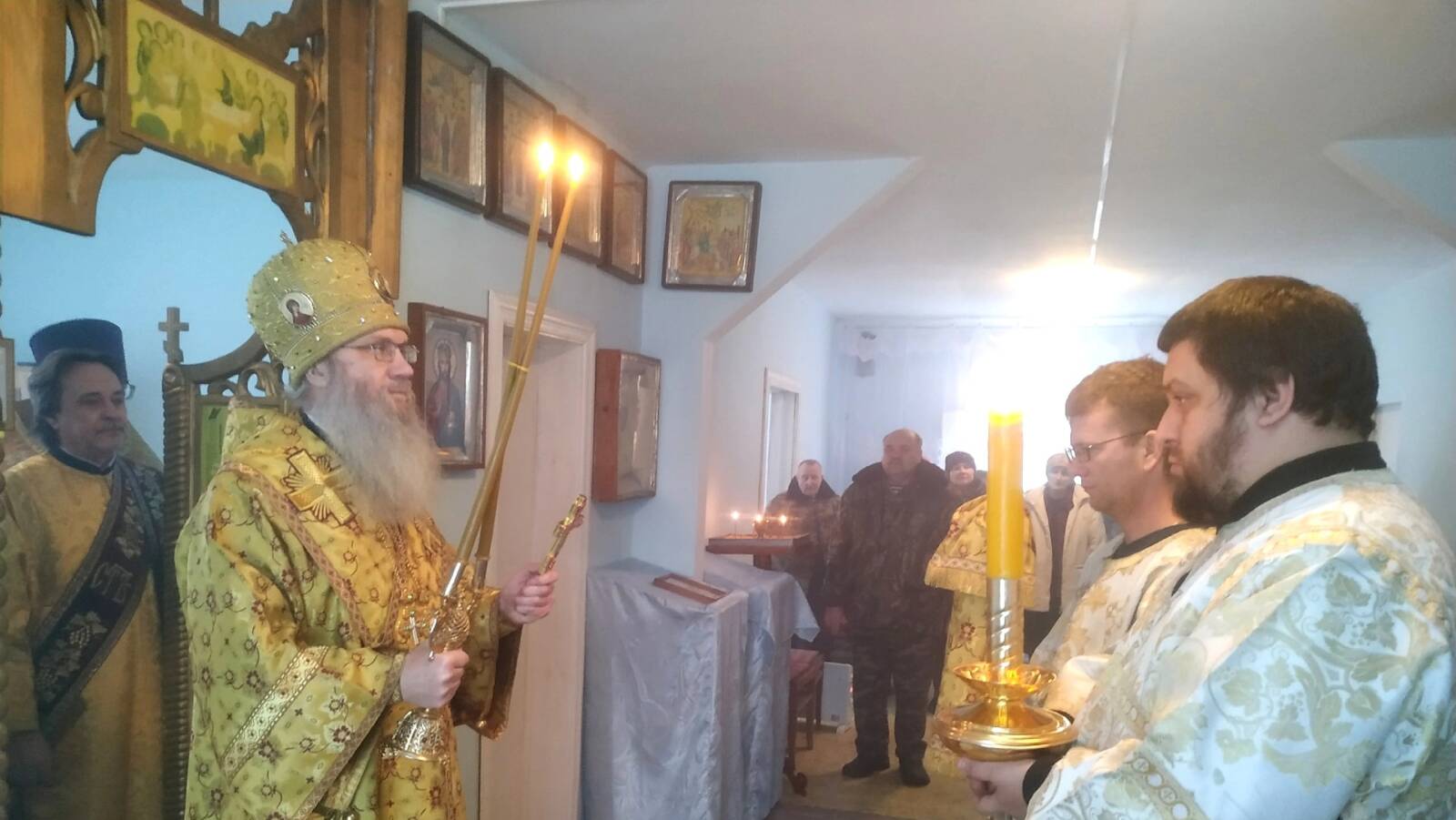 Божественная литургия в молитвенном доме Рождества Пресвятой Богородицы х. Верхнереченский Нехаевского р-на.