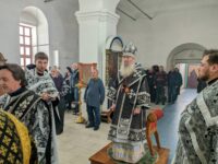 Литургия Преждеосвященных Даров в Покровском кафедральном соборе г. Урюпинска.