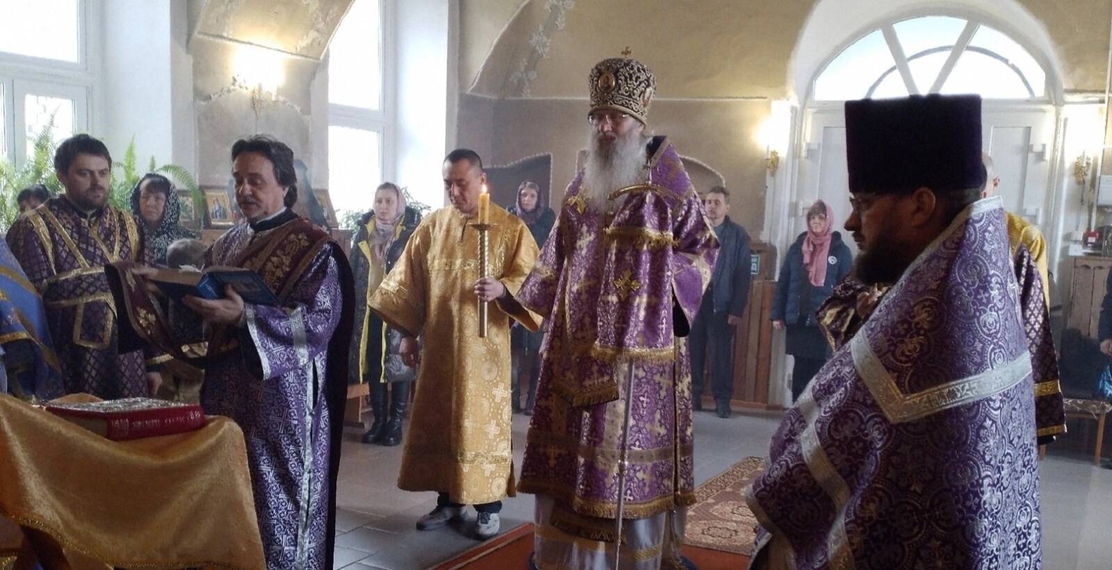 Божественная литургия и Чин Торжества Православия в храме Трех Святителей с. Ольховка.