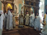 Божественная литургия в храме Сошествия Святого Духа на апостолов в рп. Елань