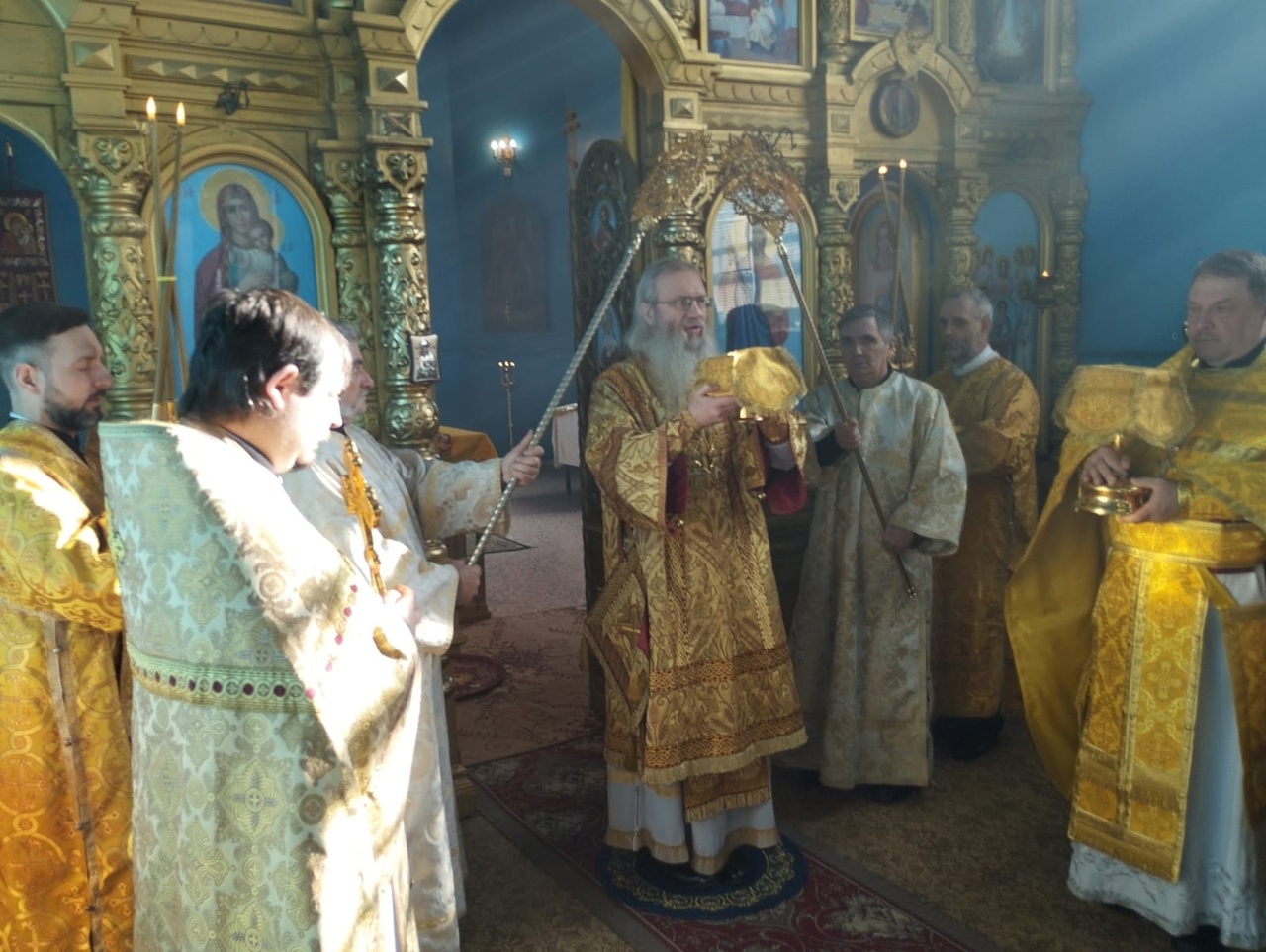 Епископ Елисей совершил Божественную литургию в храме Архистратига Михаила в рп. Рудня