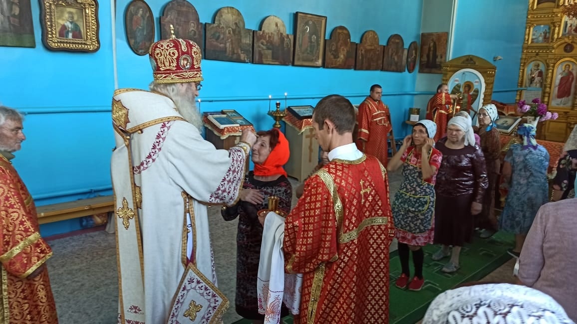 Епископ Елисей совершил Всенощное бдение в храме Архистратига Михаила в рп. Рудня