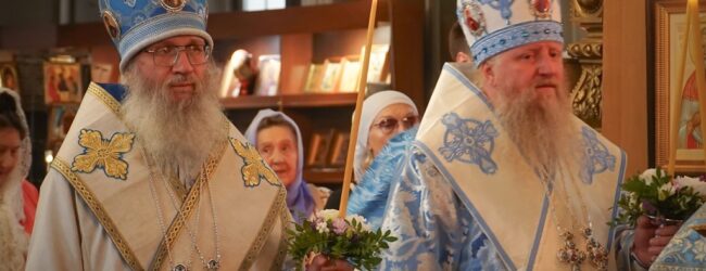 Соборное архиерейское богослужение в Знаменском кафедральном соборе г. Борисоглебска